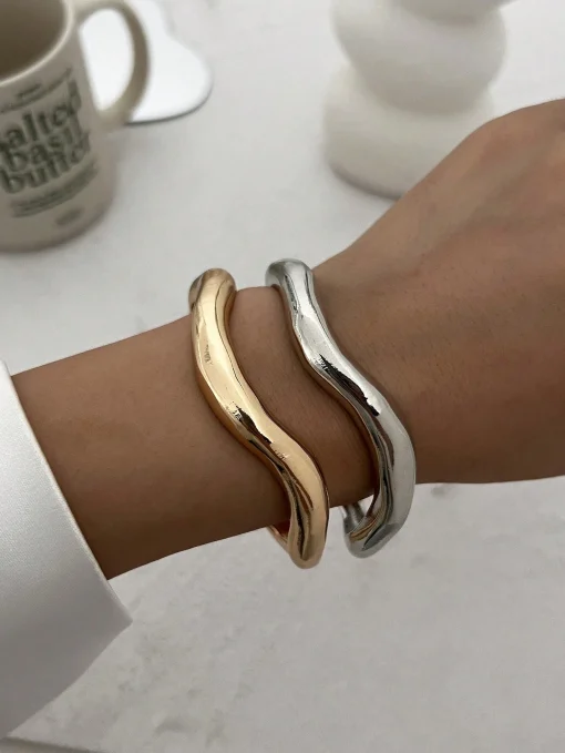 Σετ Βραχιόλια Bangle με Κυματιστό Σχέδιο σε χρυσό και ασημί