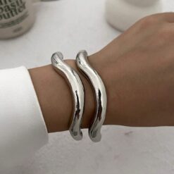 Σετ Βραχιόλια Bangle με Κυματιστό Σχέδιο σε ασημί