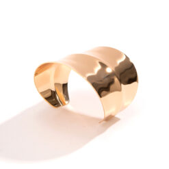 Μοντέρνο Φαρδύ Βραχιόλι Μανσέτα (Cuff Bracelet) με Σφυρήλατη Υφή - Statement Κόσμημα σε Χρυσό & Ασημί