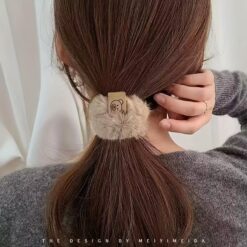 Βελούδινο Scrunchies Μαλλιών με Γούνινη Υφή - Cute & Cozy Scrunchie