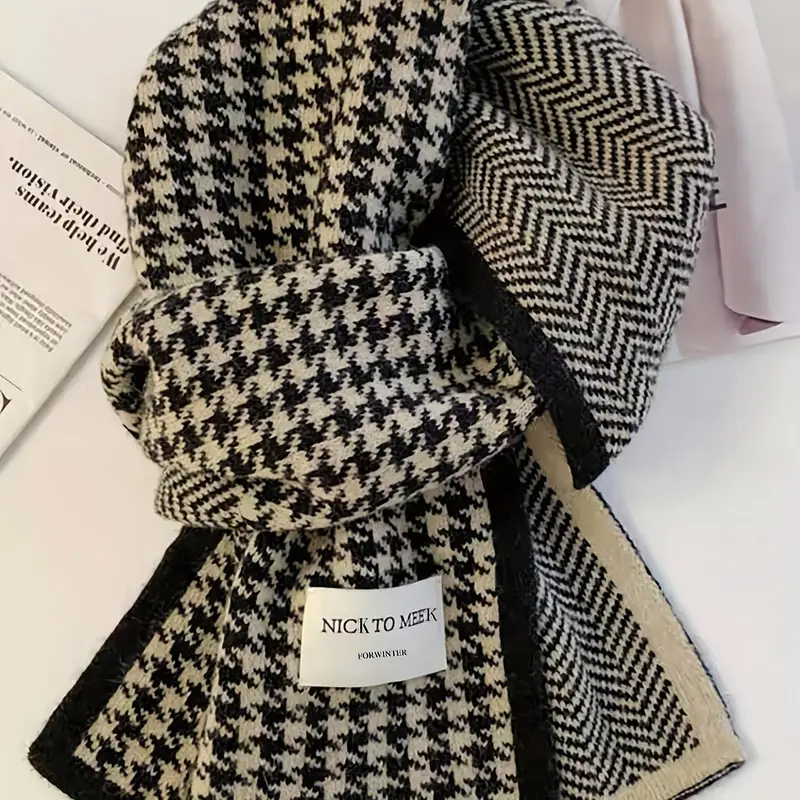 Μάλλινο Κασκόλ με Δίχρωμο Πλεκτό Houndstooth και Ψαροκόκαλο - Χειμωνιάτικη Ζεστασιά & Στυλ