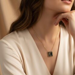 Κολιέ με Αρχικό Γράμμα Ε – Χειροποίητο με Επιχρύσωση