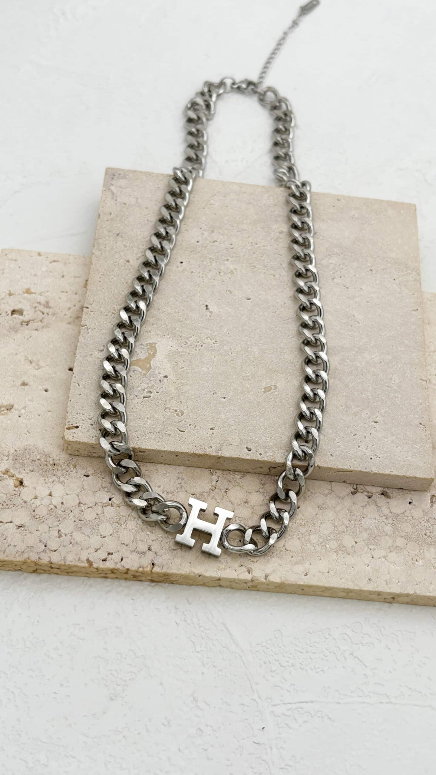 Ασημί Chunky Κολιέ με Αρχικό Γράμμα H - Statement Κομμάτι
