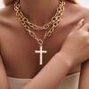 Bold Statement Χρυσό Κολιέ με Σταυρό