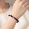 Γυναικείο Βραχιόλι με Φυσικές Χάντρες Αμέθυστου – Minimal Ελαστικό Κόσμημα