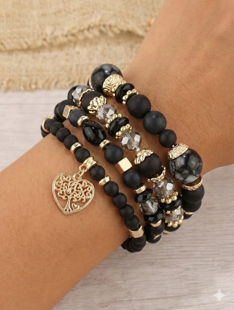 Σετ 4 Γυναικεία Βραχιόλια με Μαύρες Χάντρες και Χρυσό Μοτίφ