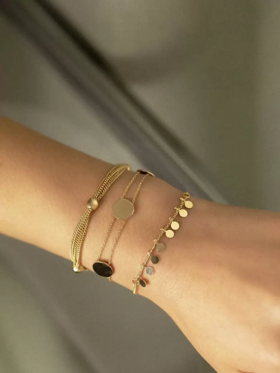 Σετ 3 Γυναικεία Βραχιόλια Gold Layering με Φλουριά και Minimal Στοιχεία