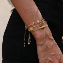 Σετ 3 Γυναικεία Βραχιόλια Gold Layering με Φλουριά και Minimal Στοιχεία