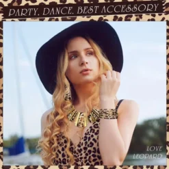 Σετ γυναικεία κοσμήματα animal print με κολιέ, βραχιόλι και σκουλαρίκια.