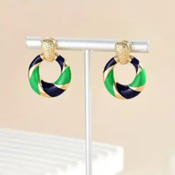 γυναικεία σκουλαρίκια κρίκοι με σμάλτο χρυσό πράσινο.