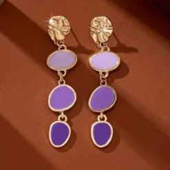 Χρυσά σκουλαρίκια drop earrings με τριπλό χρωματιστό σμάλτο Chicbee.gr