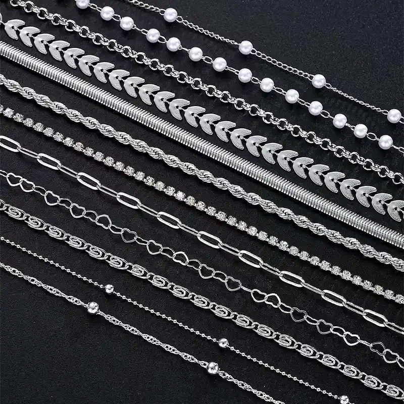 Σετ Γυναικεία Βραχιόλια Layering με Πέρλες & Στρας (12 Τεμάχια) ασημι